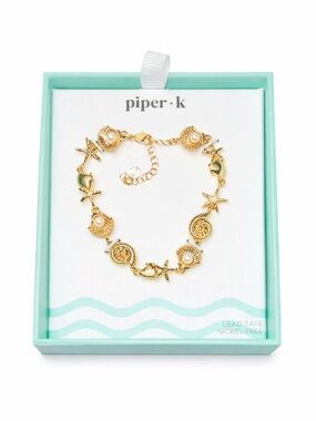 Piper·k Gold Seashell & Starfish Pearl Accent Bracelet